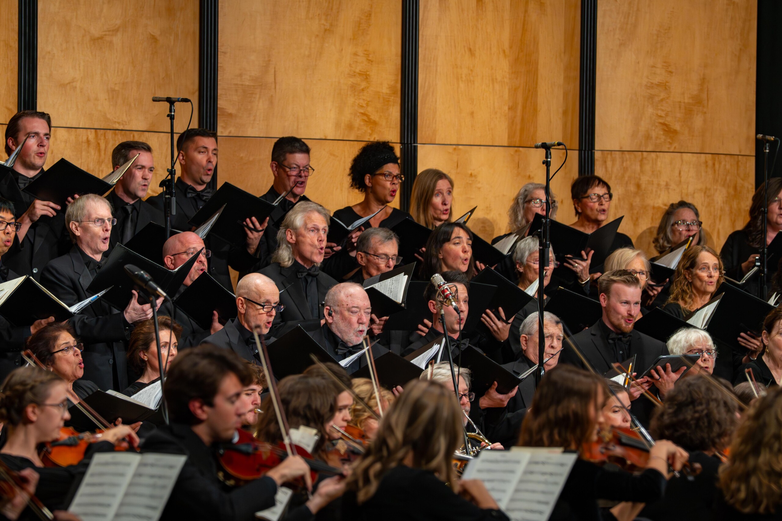 Boise Phil Master Chorale performing Bach and Beethoven